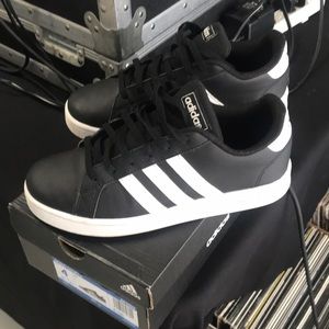 Adidas Grand Court K Kids Black Size 4